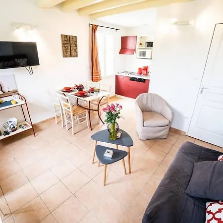 Jasse Camarguaise 535 - Piscine Clim Parking Famille - Top Pros Servicesconciergerie * Gallargues-le-Montueux